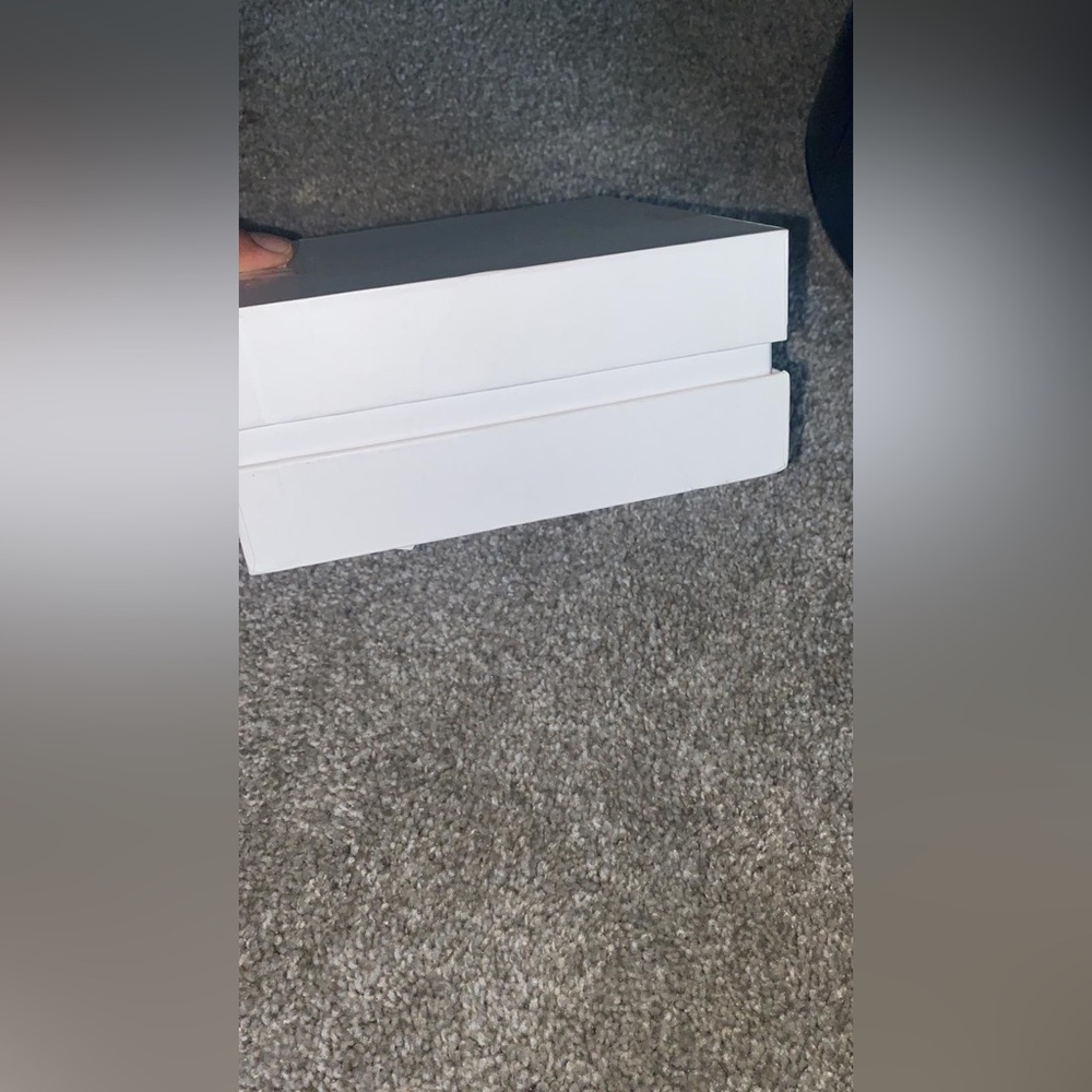 Microderm Device - Skin Exfoliation Treatment - Picture 7 of 9